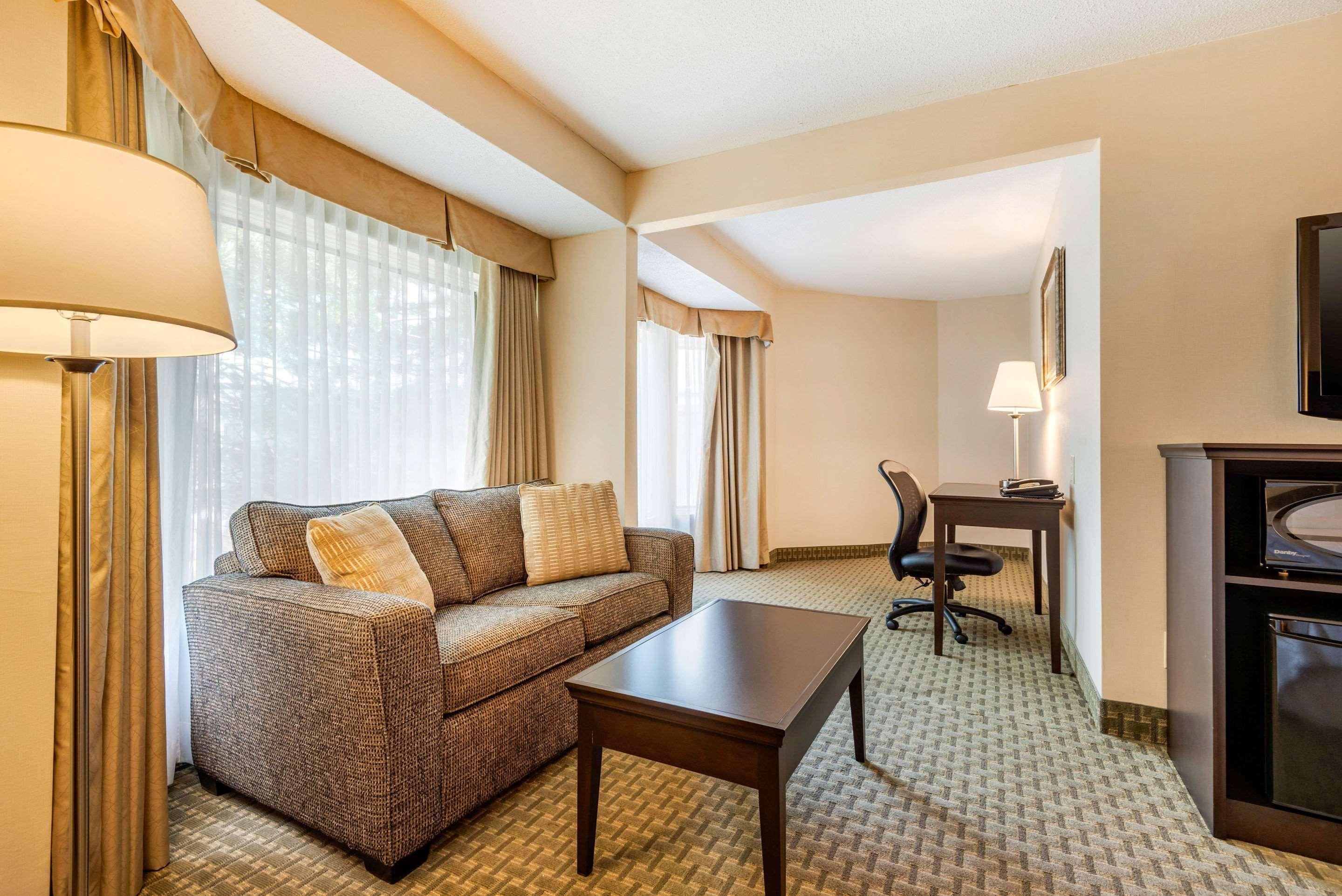 Quality Inn & Suites Brampton Luaran gambar