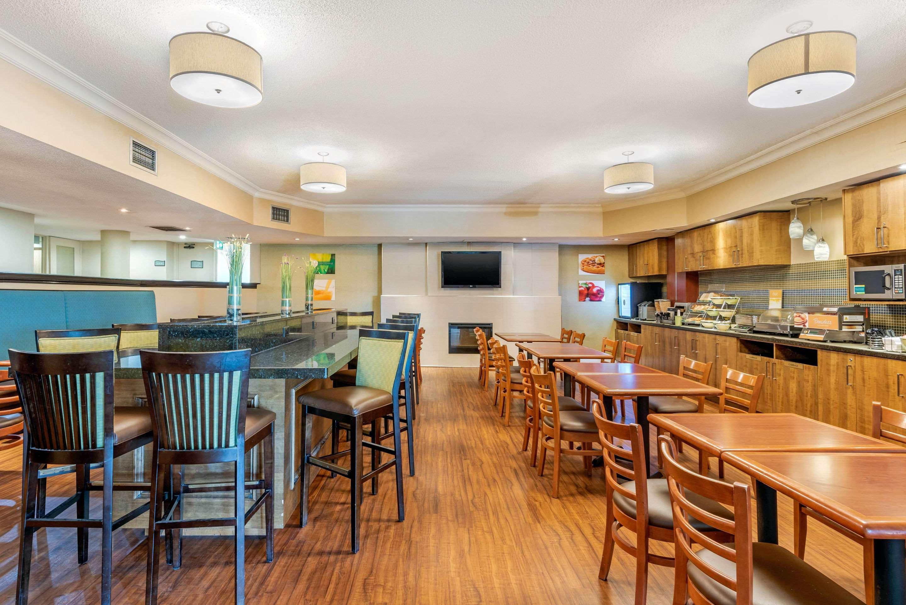 Quality Inn & Suites Brampton Luaran gambar