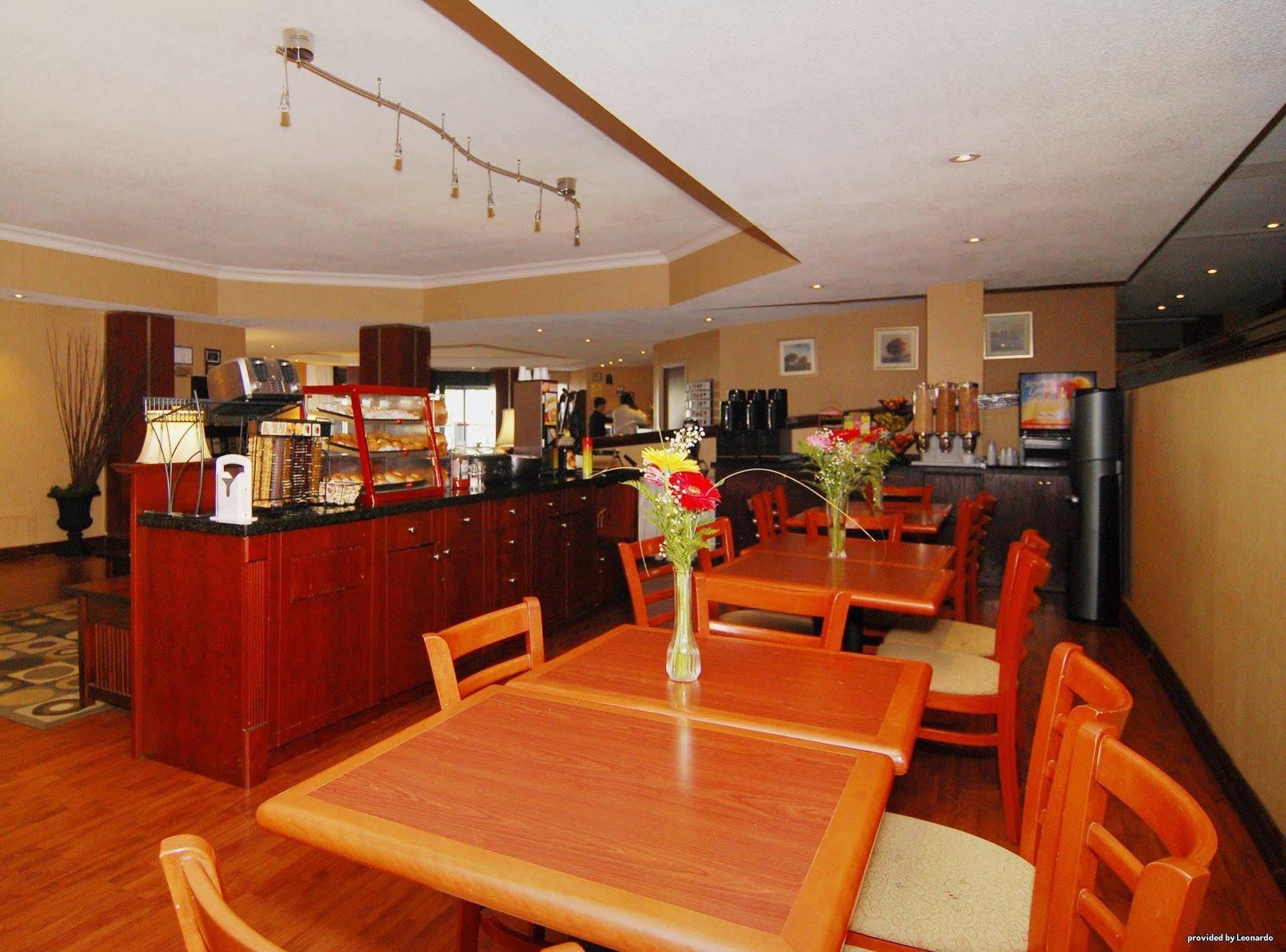 Quality Inn & Suites Brampton Luaran gambar